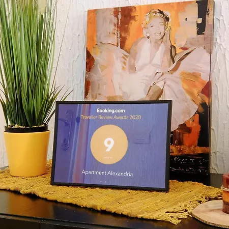 Alexandria Διαμέρισμα *